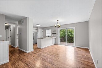 4512 Salem Dr in Columbia, MO - Building Photo - Building Photo