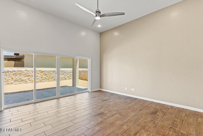 147 Monteine Trl in Sunland Park, NM - Building Photo - Building Photo