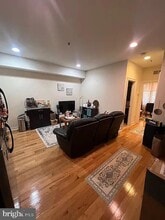 923 N 19th St in Philadelphia, PA - Building Photo - Building Photo