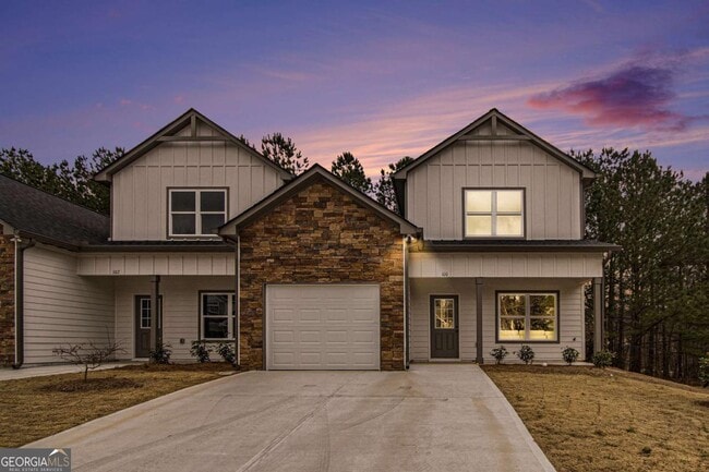 property at 124 Crestpoint Rd