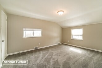 175 Mahoning Dr in Pittsburgh, PA - Building Photo - Building Photo