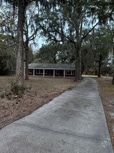 716 Sterling Dr in Charleston, SC - Foto de edificio - Building Photo