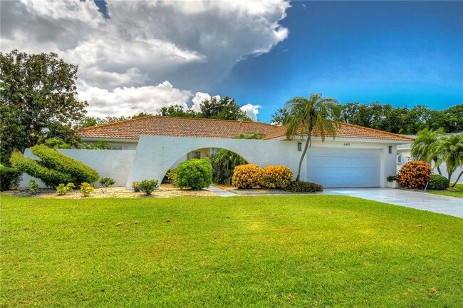 6405 16th Ave Dr W in Bradenton, FL - Building Photo - Building Photo