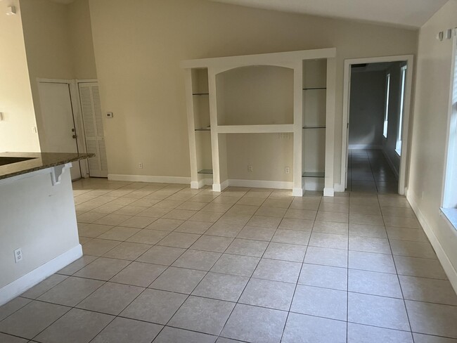702 SW Amber Terrace in Port St. Lucie, FL - Building Photo - Building Photo