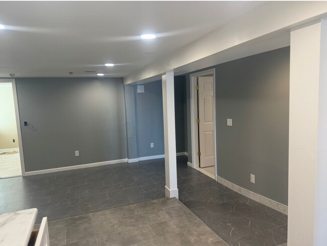 43 Trinity St in Newton, NJ - Building Photo - Building Photo
