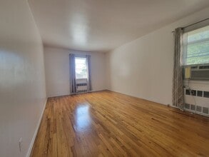 73 Hope St in Stamford, CT - Building Photo - Building Photo