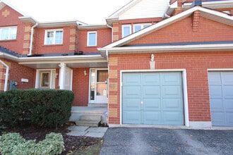 68 Arnold Estates Ln in Ajax, ON - Building Photo - Building Photo