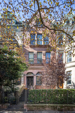 326 Convent Ave in New York, NY - Building Photo - Building Photo