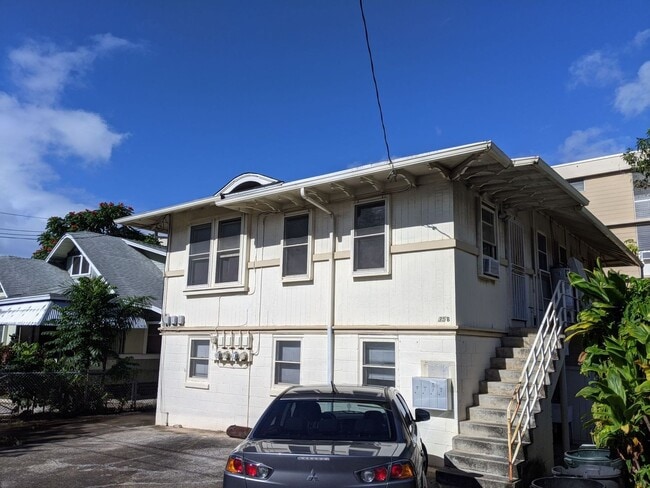 property at 35 S Kuakini St