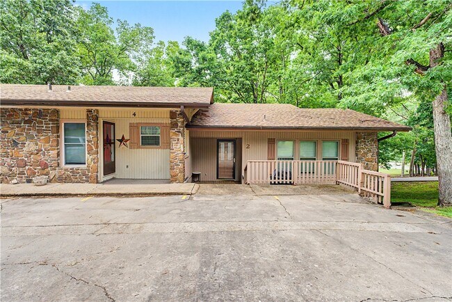property at 2 William Ln