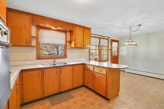 57 Alanby Dr in Meriden, CT - Foto de edificio - Building Photo