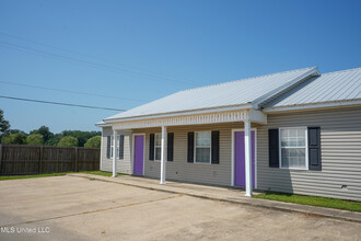 4280 Highway 8 in Cleveland, MS - Building Photo - Building Photo