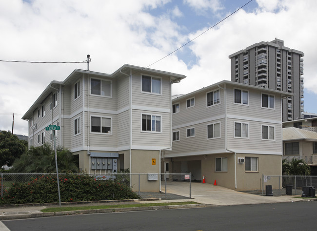 2006 Fern St in Honolulu, HI - Building Photo - Building Photo