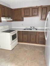 145 Horseshoe Dr in Havana, FL - Foto de edificio - Building Photo