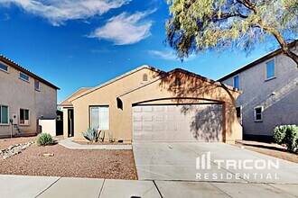 6914 S 38th Ln in Phoenix, AZ - Building Photo - Building Photo
