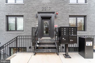 2217 40th Pl NW in Washington, DC - Building Photo - Building Photo