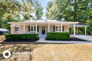 109 Landover Dr in Stockbridge, GA - Building Photo