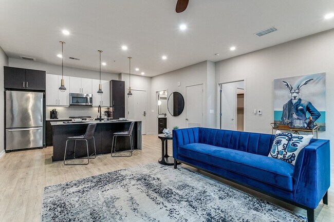 3700 McKinney Ave in Dallas, TX - Building Photo - Building Photo