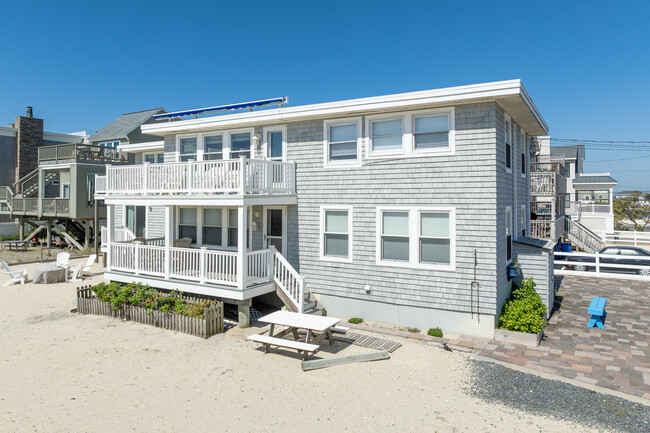 220 Merivale Ave in Beach Haven, NJ - Building Photo - Building Photo