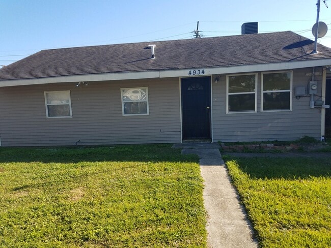 property at 4934 Stephen Girard Ave