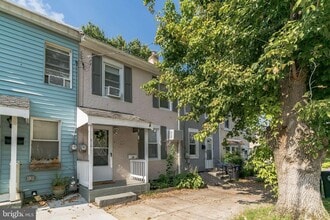 313 W 4th Ave in Conshohocken, PA - Building Photo - Building Photo