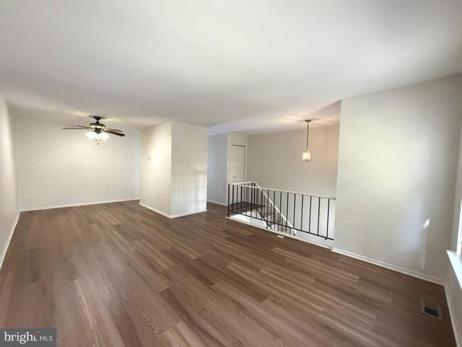 property at 2495 Vineyard Ln