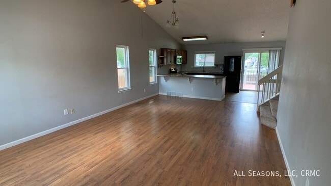 210 Wallace St in Colorado Springs, CO - Building Photo - Building Photo