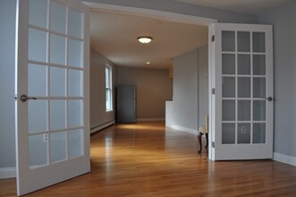 73 River St, Unit 3A in Cambridge, MA - Foto de edificio - Building Photo
