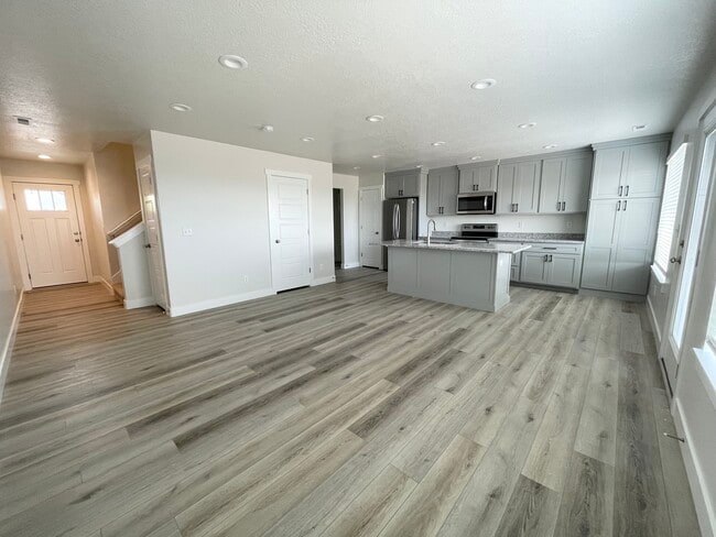 4067 S 2800 W, Unit 268 in Roy, UT - Building Photo - Building Photo