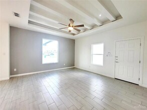 2205 S Pamplona St, Unit 3 in Pharr, TX - Building Photo - Building Photo