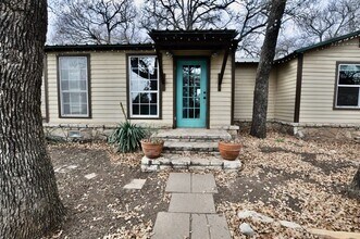 1846 Ranger Hwy in Weatherford, TX - Building Photo - Building Photo