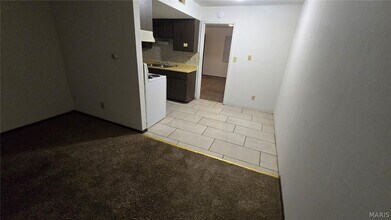 1908 Muren Blvd in Belleville, IL - Building Photo - Building Photo