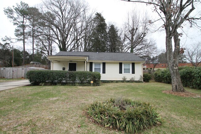 942 McDow Dr in Rock Hill, SC - Building Photo