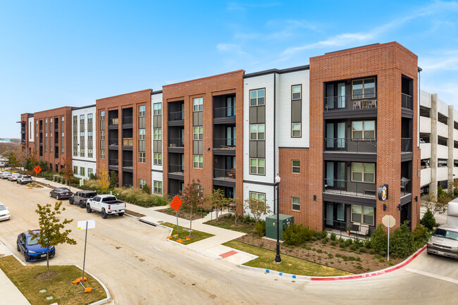 Station at Old Town in Lewisville, TX - Building Photo - Building Photo