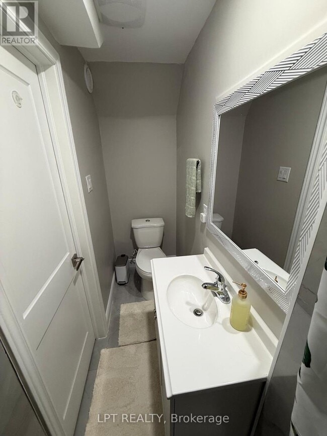 property at 50 Spg Crst Wy