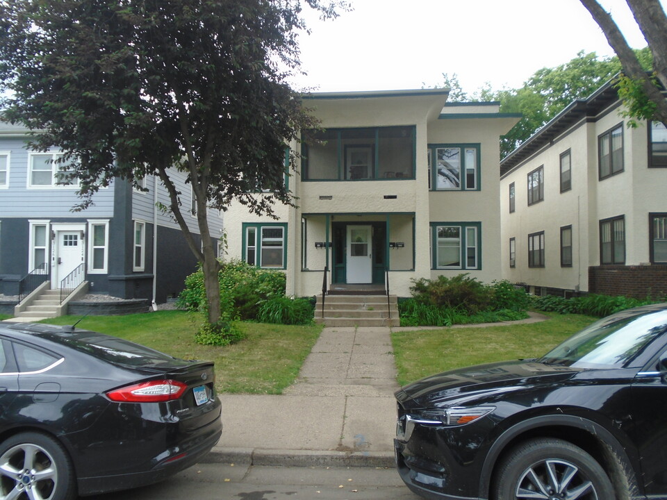 3120 Bryant Ave S, Unit 3 in Minneapolis, MN - Building Photo