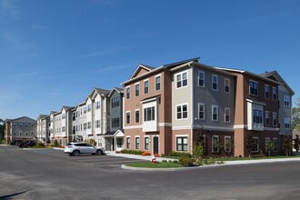Rilassare at Rivers Ledge in Schenectady, NY - Foto de edificio - Building Photo