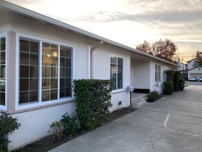 424 S Frances St in Sunnyvale, CA - Building Photo - Building Photo