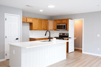 215 Dillard Mill Dr in Bluffton, SC - Building Photo - Building Photo
