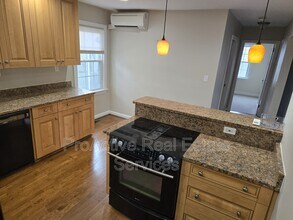 519 Maycox Ave in Norfolk, VA - Building Photo - Building Photo