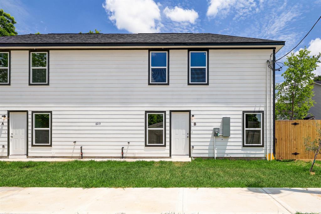 8215 Hanna St in Houston, TX - Foto de edificio