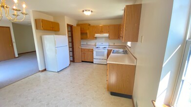 4326 Angela Ct in Schenectady, NY - Building Photo - Building Photo