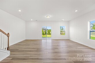 744 Lock Haven Dr NW in Concord, NC - Building Photo - Building Photo