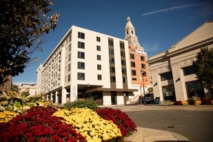 Front Street Lofts Apartments