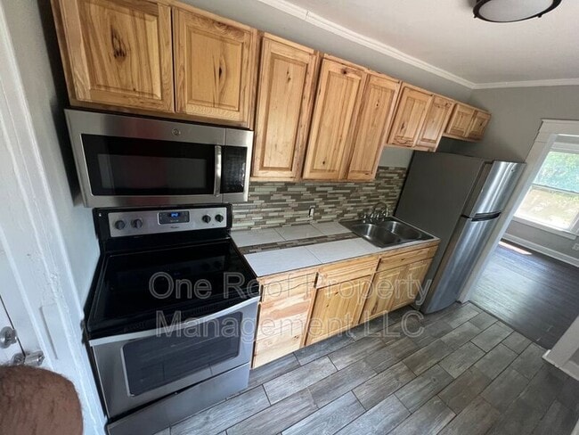 property at 2450 Benton Blvd