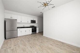 12 W Harrison Ave in Alton, TX - Building Photo - Building Photo