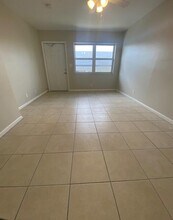 820 14th St, Unit 3 in West Palm Beach, FL - Building Photo - Building Photo