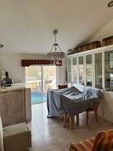 14 Nagle Ln in Central Islip, NY - Foto de edificio - Building Photo