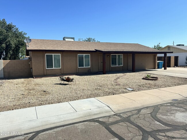 property at 3534 W Villa Rita Dr