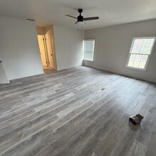 1402 Perryman Dr in Vidalia, GA - Foto de edificio - Building Photo